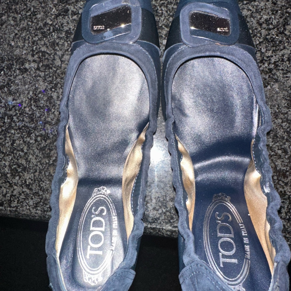 Tod’s flats, leather navy blue flats size 8.5